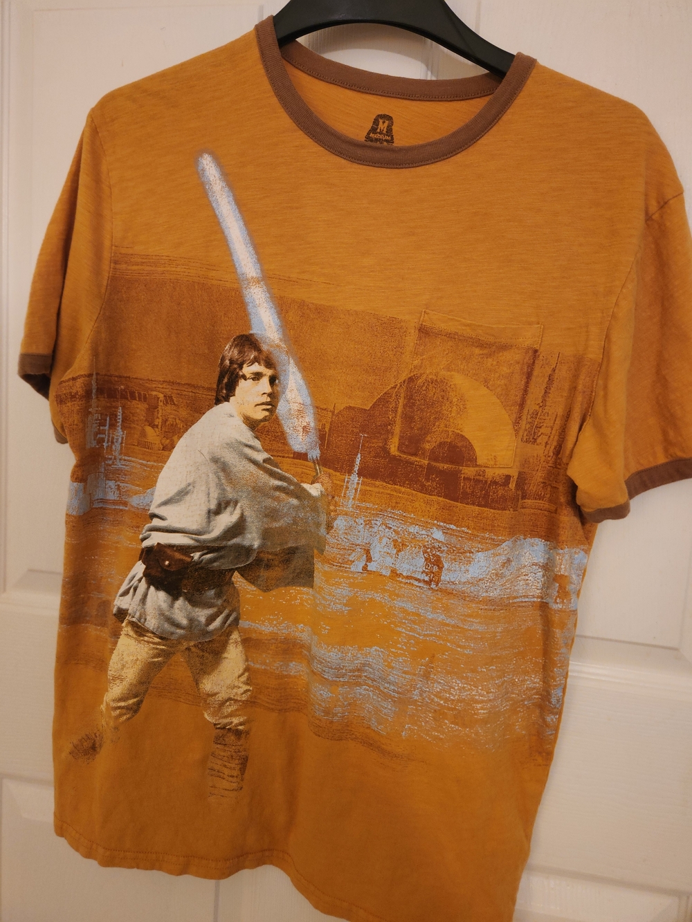 Star Wars Luke Skywalker Men's Graphic Tee.  Size-Medium.
